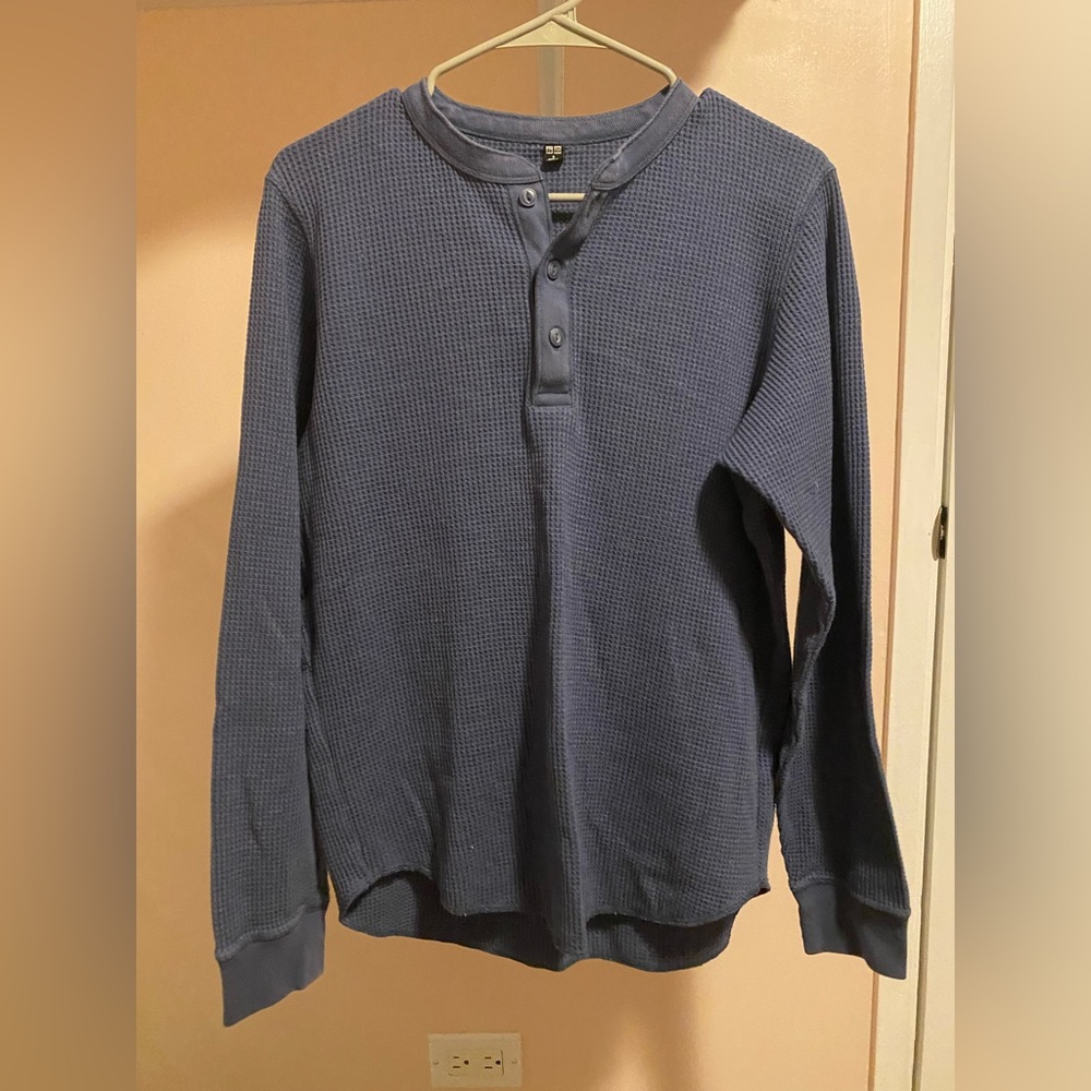 Uniqlo - Blue waffle long sleeve size small